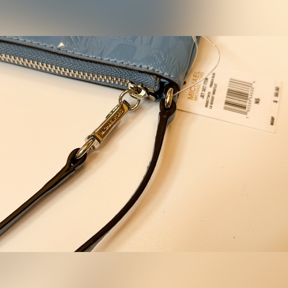 Michael Kors Jet Set Travel Large Wristlet MK Embossed Patent Frence Blue/Silver - Picture 12 of 12